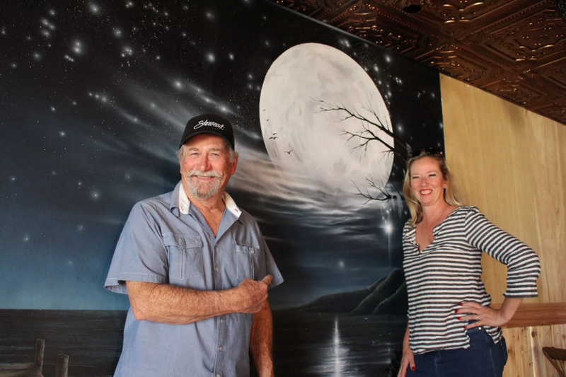 Bill Stewart Donates Mural to Local Restaurant