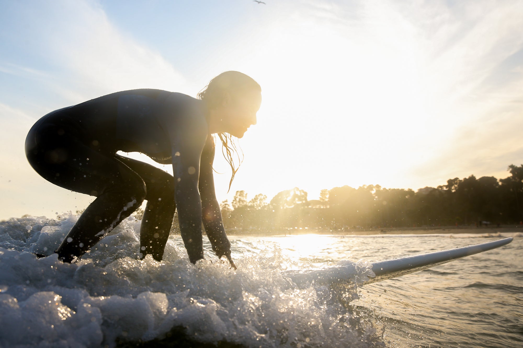 9 Basic Tips for Beginner Surfers