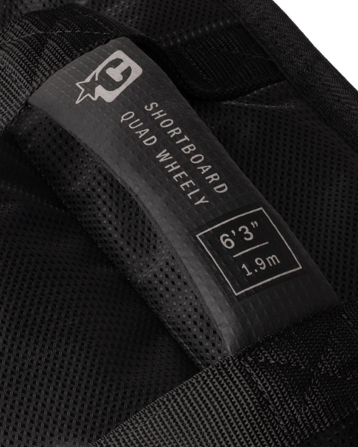 CREATURES OF LEISURE QUAD WHEELY DT2.0 SHORTBOARD BAG 26