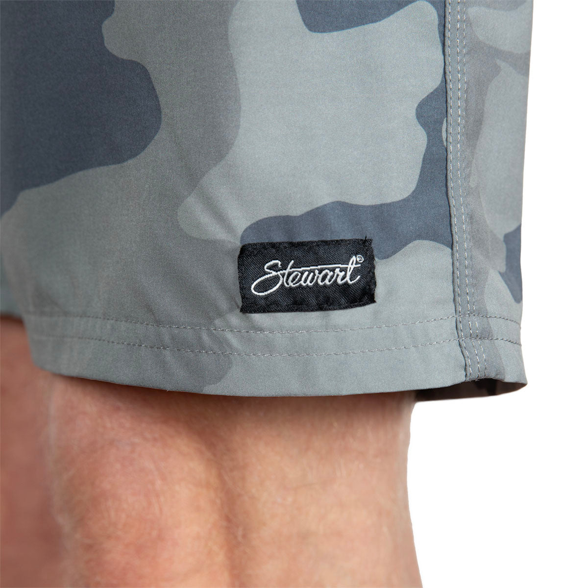 STEWART MEN'S LEVITATE LINED VOLLEY SHORTS- CAMO