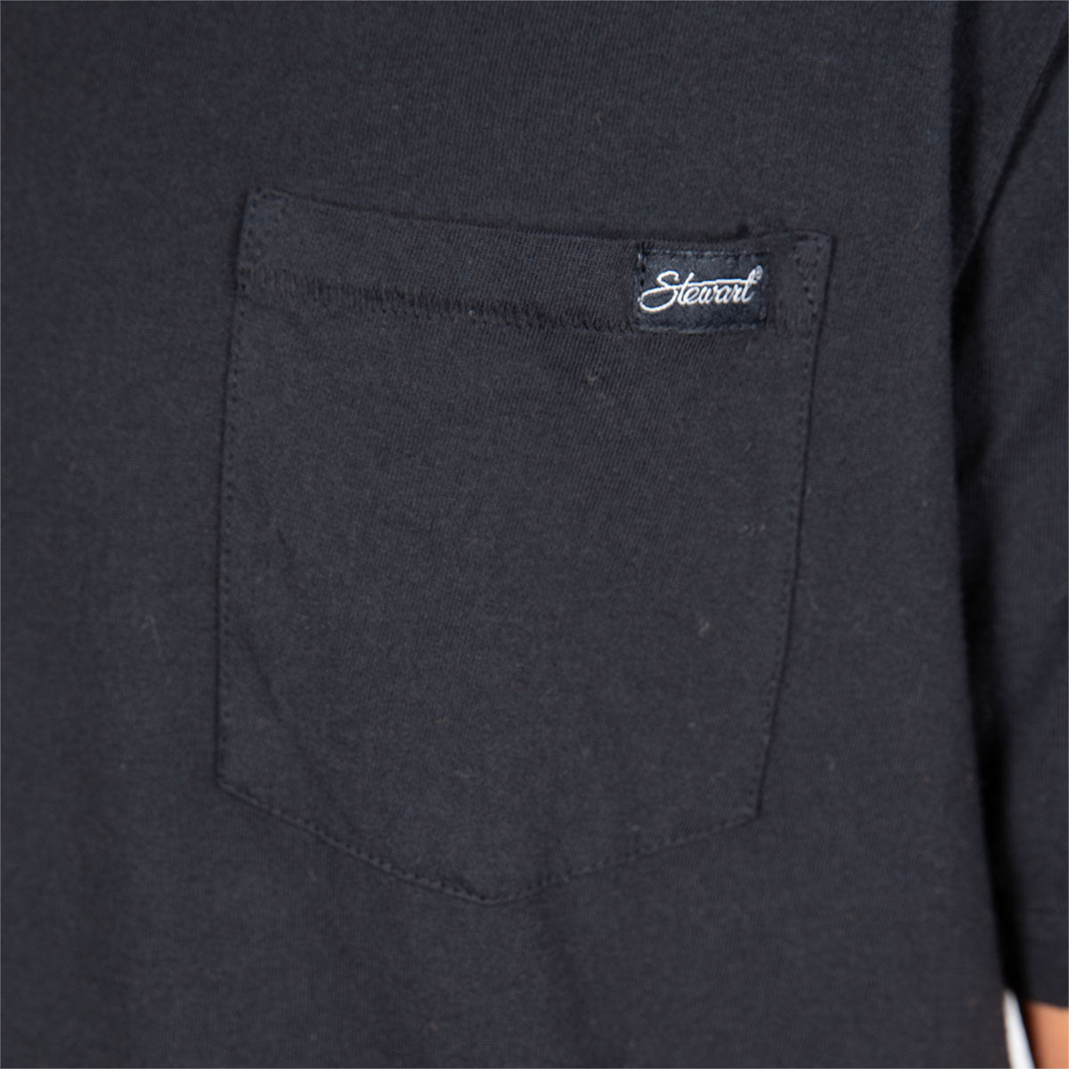 STEWART PIGMENT DYED S/S TEE- Black