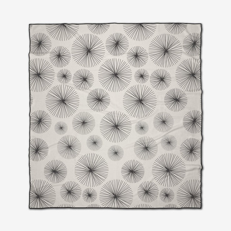 GEOMETRY - SKY PARTY BEACH BLANKET