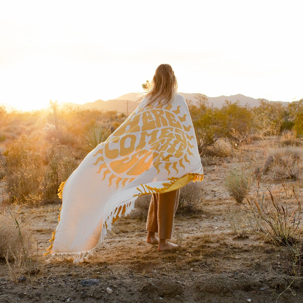 SLOWTIDE HERE COMES THE SUN BLANKET