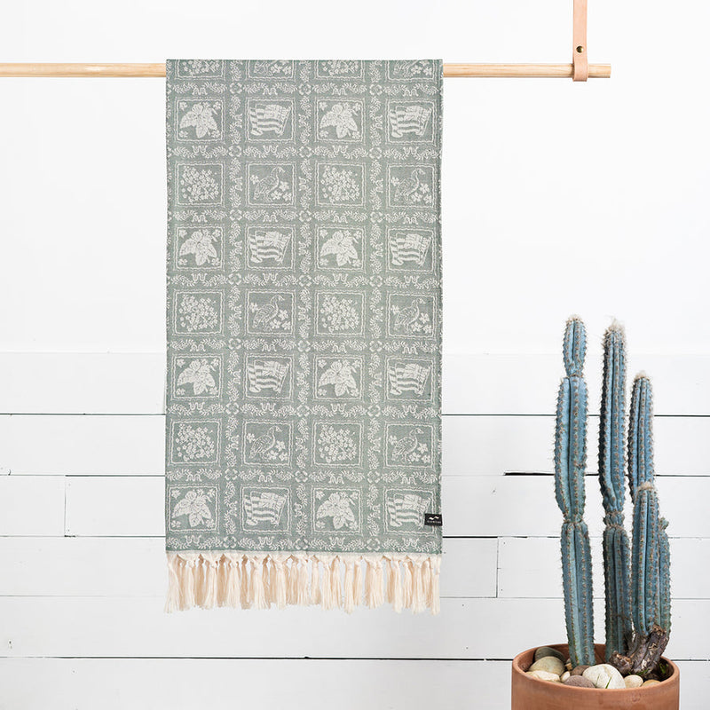 SLOWTIDE LAHAINA TURKISH TOWEL