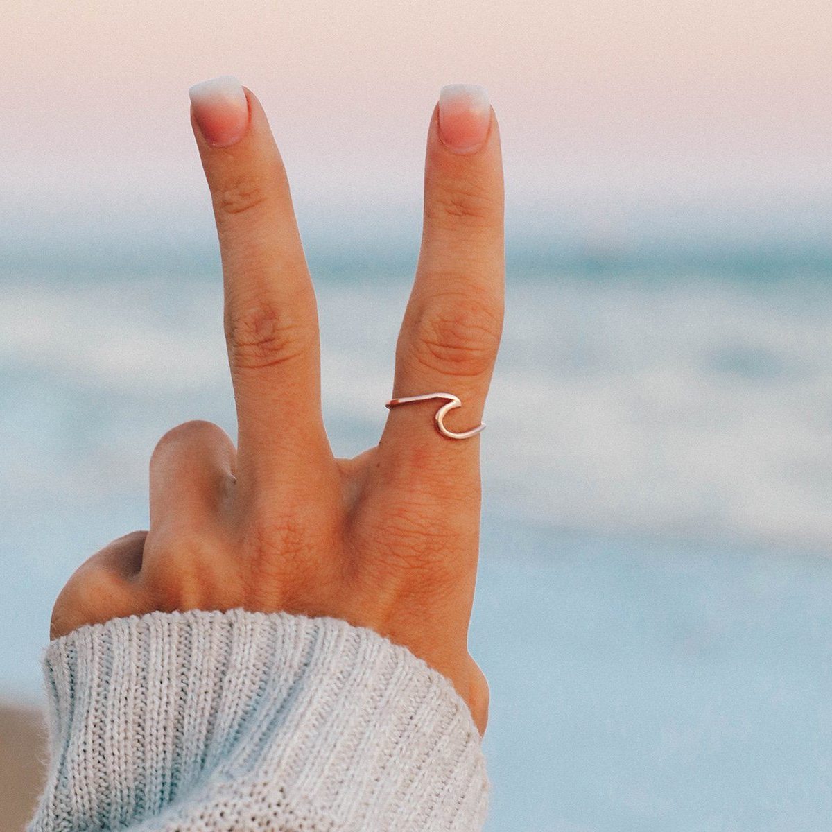 Wave ring jewelry hotsell